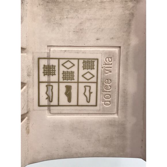 Dolce Vita Pepper Nude Tan Lug Sole Chelsea Boots Size 8 Pull On - Picture 11 of 11